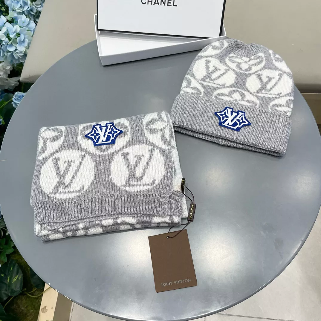 Sleek 5356 Louis Vuitton LV Hat and Scarf Set