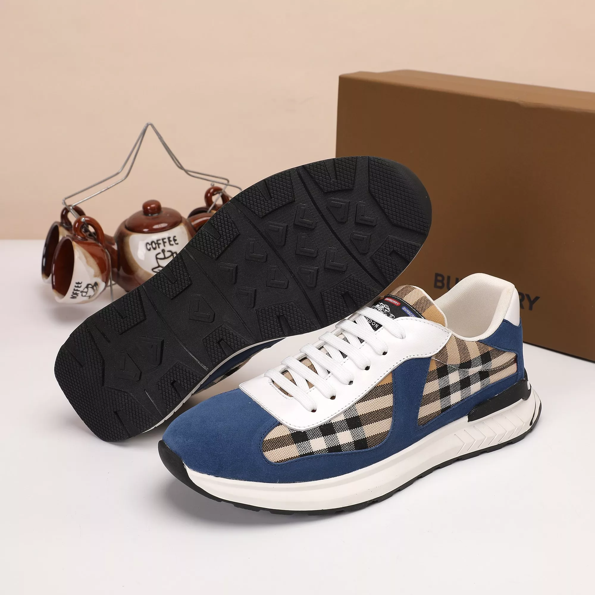 Sleek 551 Burberry Casual Shoes For Men