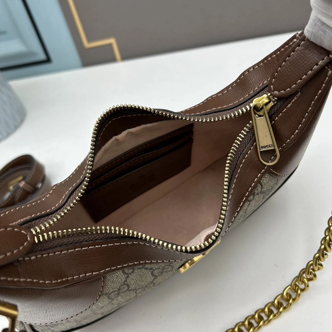 Sleek 5708 Gucci AAA Quality Shoulder Bags For Women