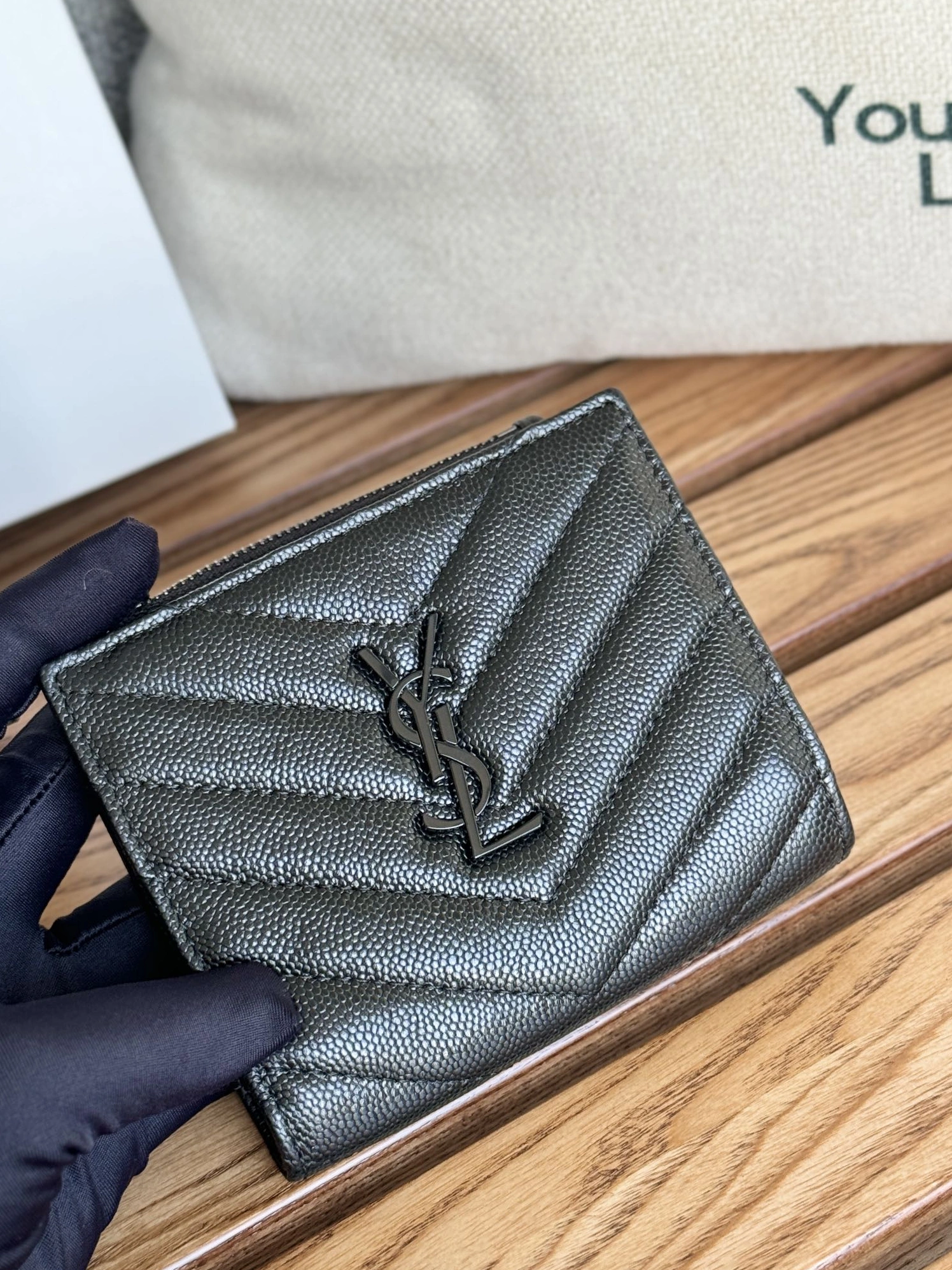 Sleek 5740 Yves Saint Laurent AAA Quality Wallets