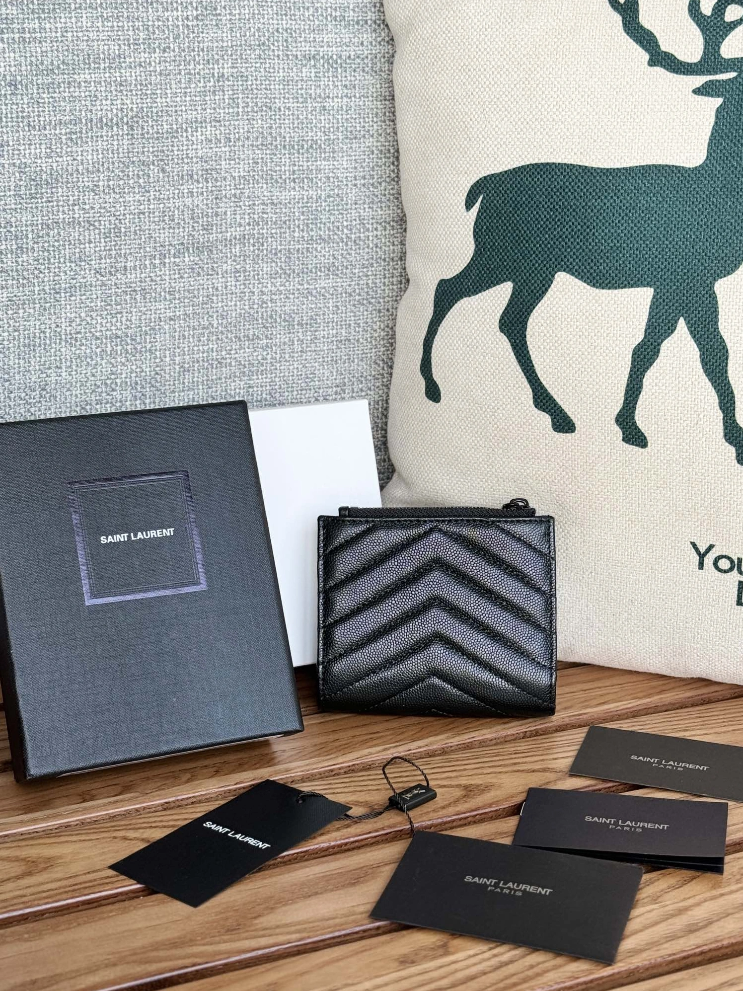 Sleek 5740 Yves Saint Laurent AAA Quality Wallets