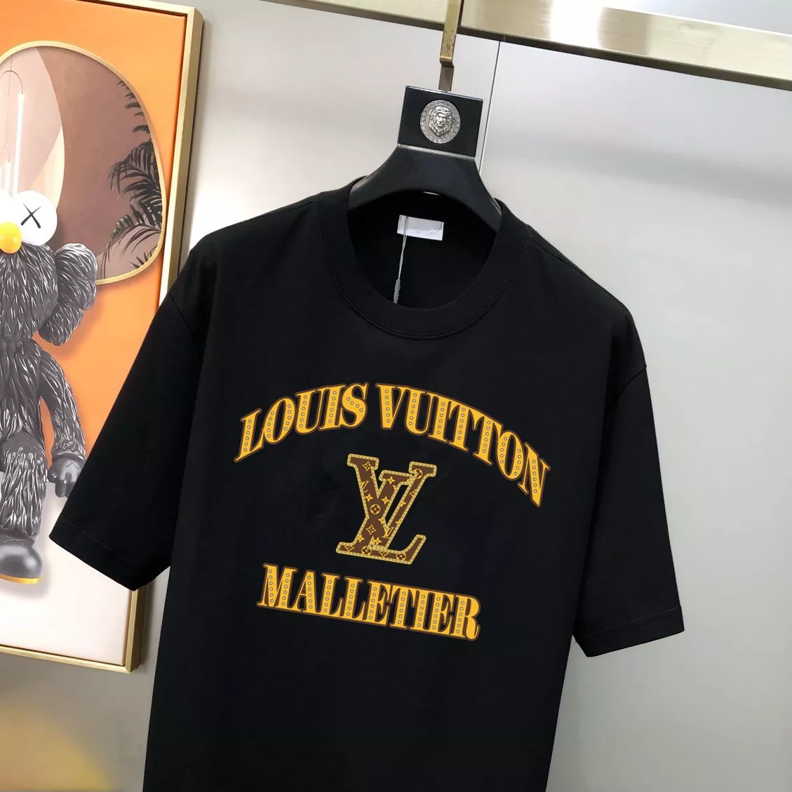 Sleek 5775 Louis Vuitton LV T-Shirts Short Sleeved For Men