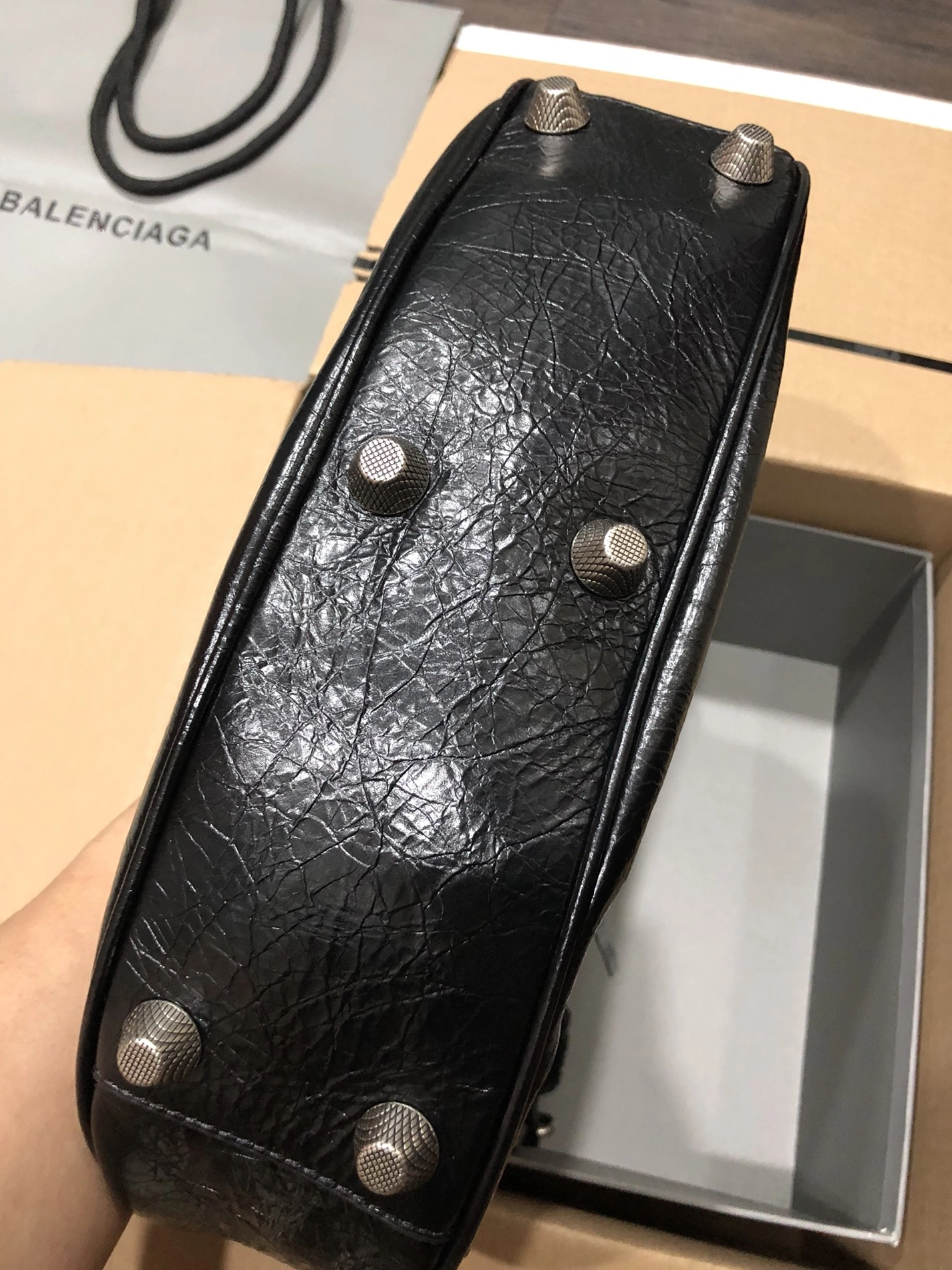 Sleek 5865 Balenciaga AAA Quality Messenger Bags For Women