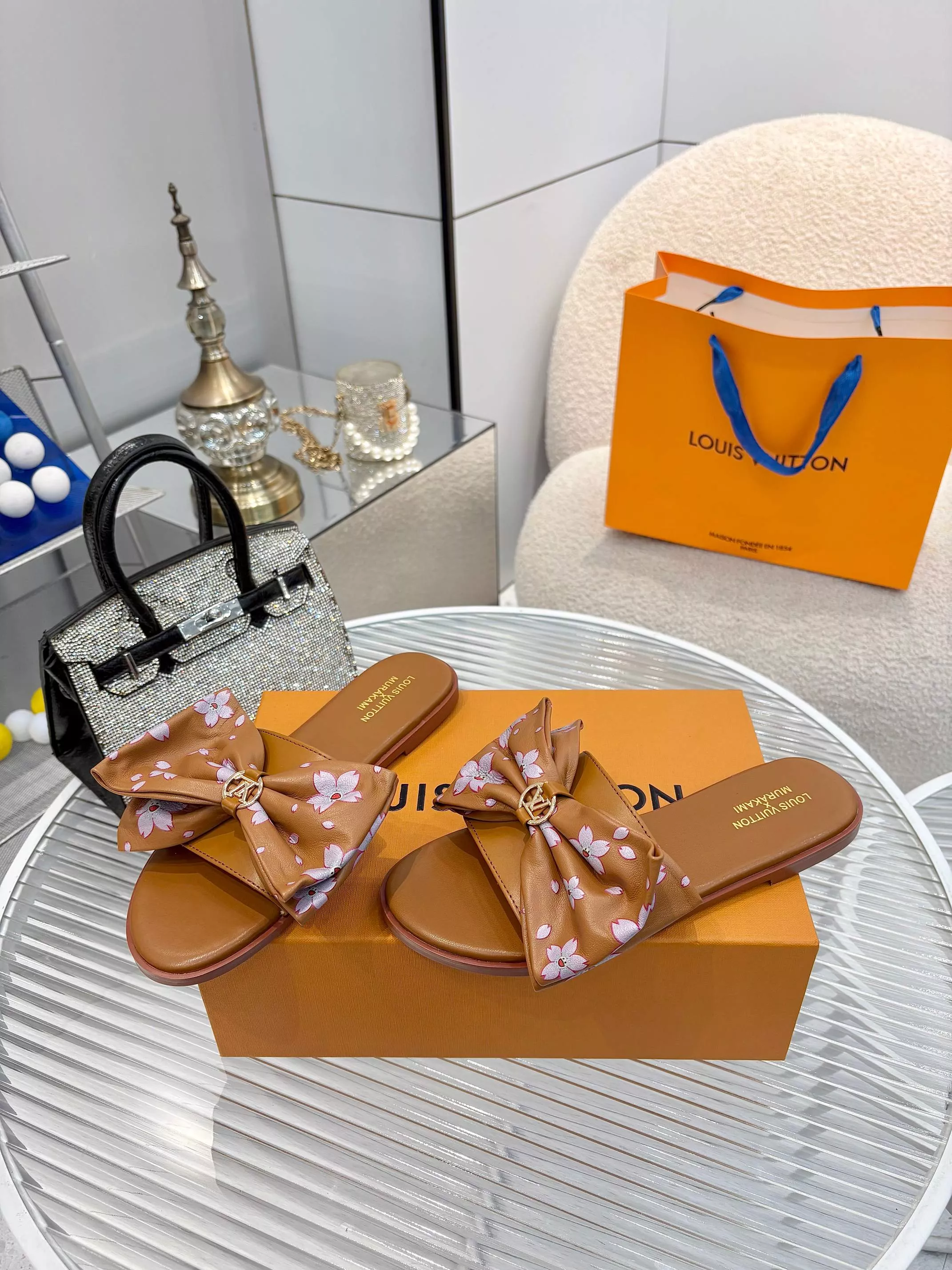 Sleek 6078 Louis Vuitton Slippers For Women