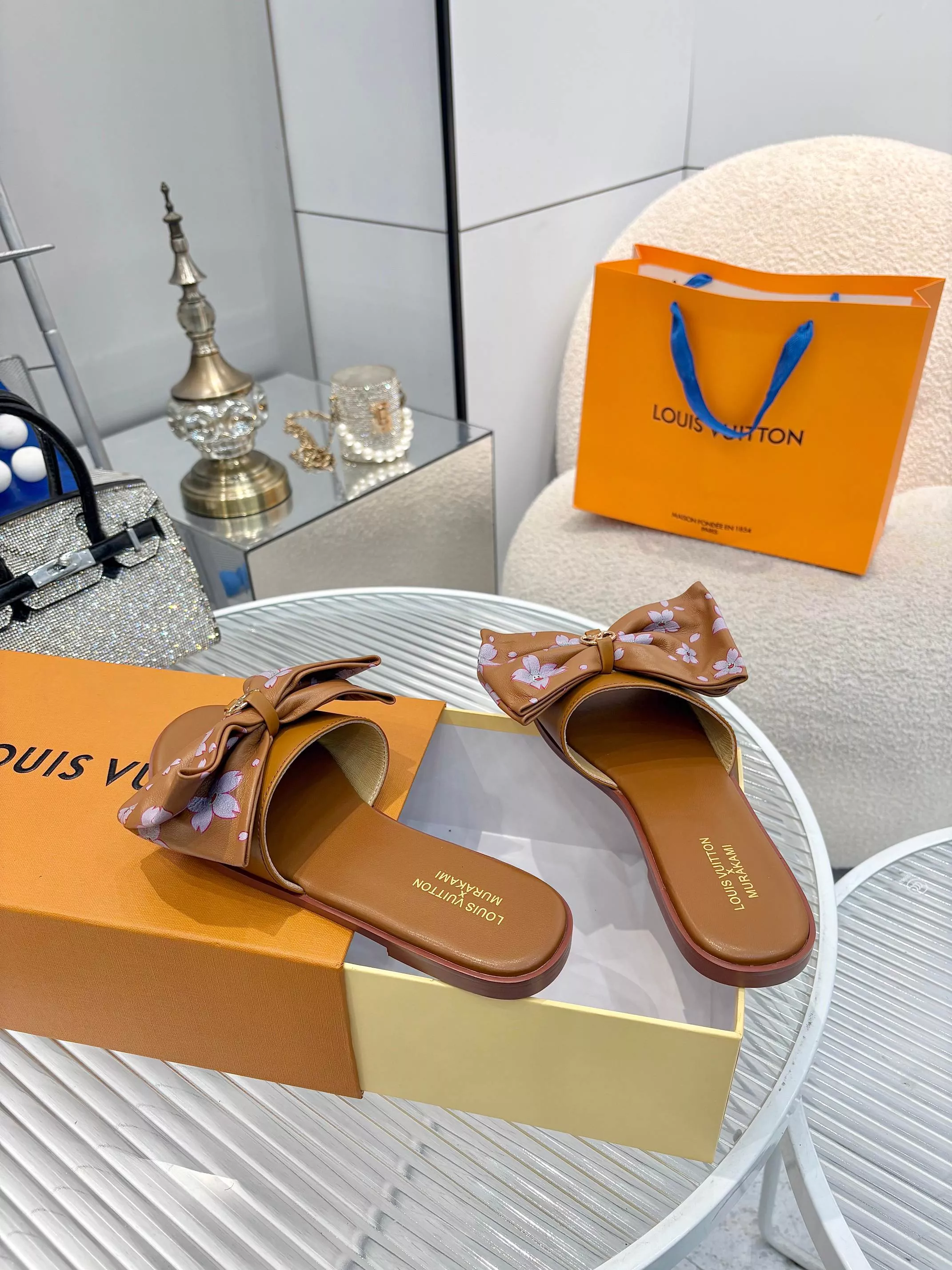 Sleek 6078 Louis Vuitton Slippers For Women