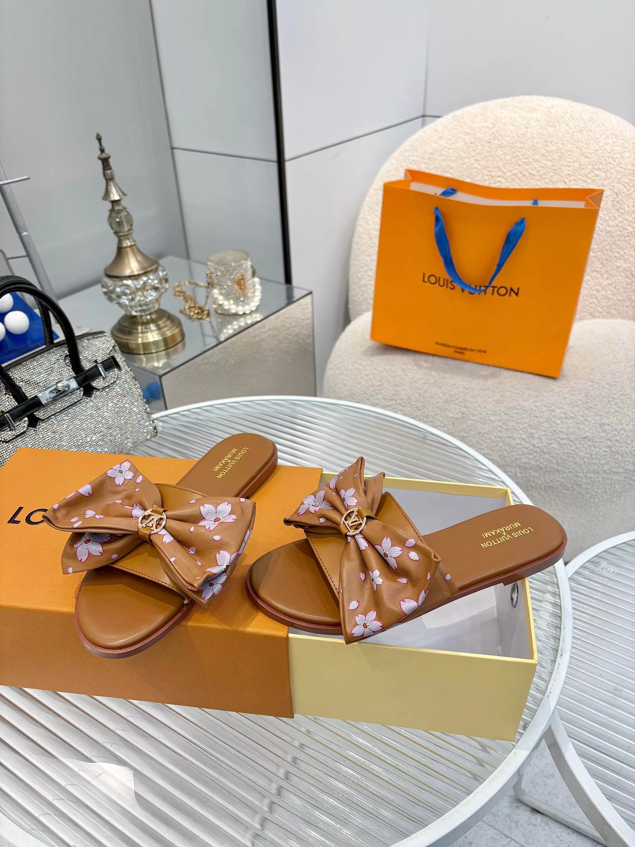Sleek 6078 Louis Vuitton Slippers For Women