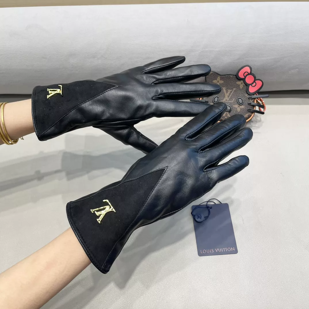 Sleek 6114 Louis Vuitton LV Gloves For Women