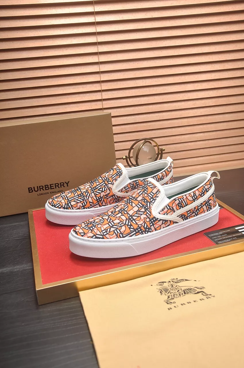 Sleek 6331 Burberry Casual Shoes For Men