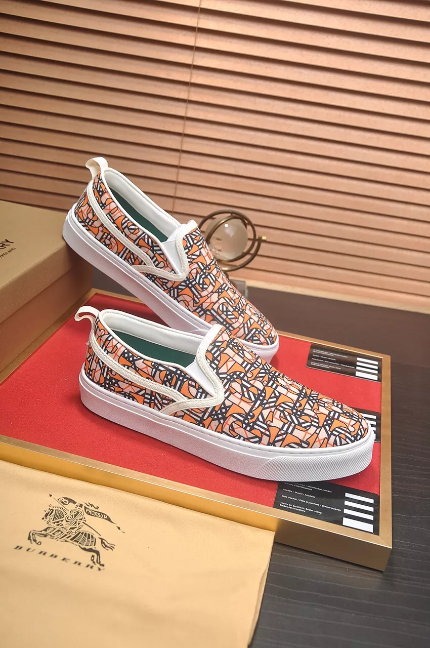 Sleek 6331 Burberry Casual Shoes For Men