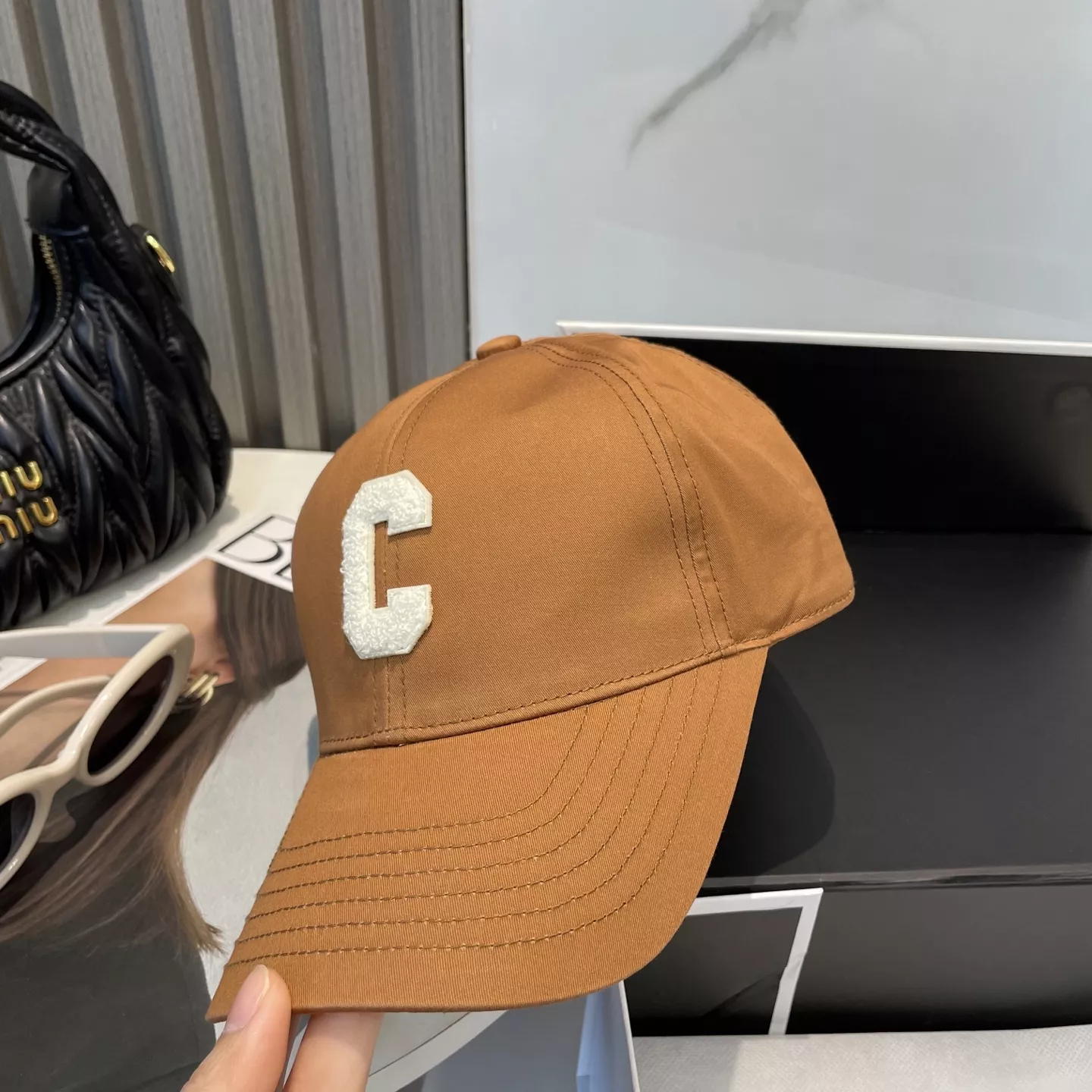 Sleek 645 Celine Caps