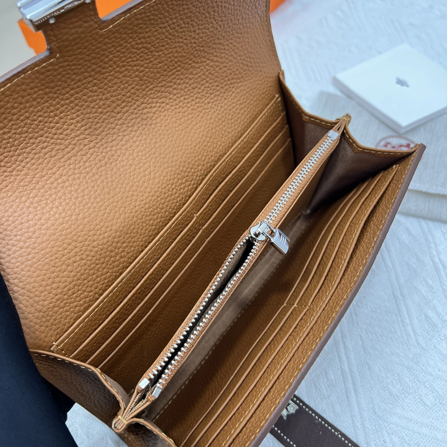 Sleek 6597 Hermes AAA Quality Wallets