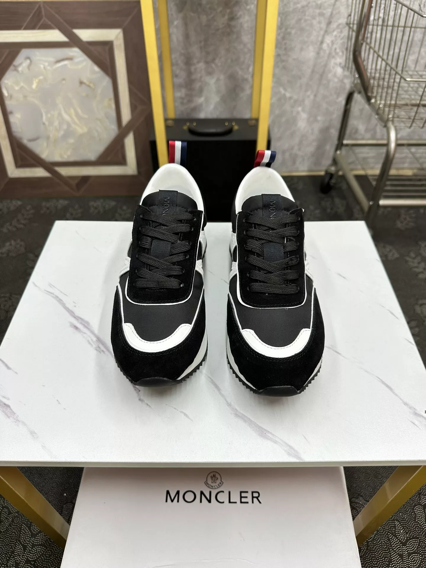 Sleek 6650 Moncler Casual Shoes For Men