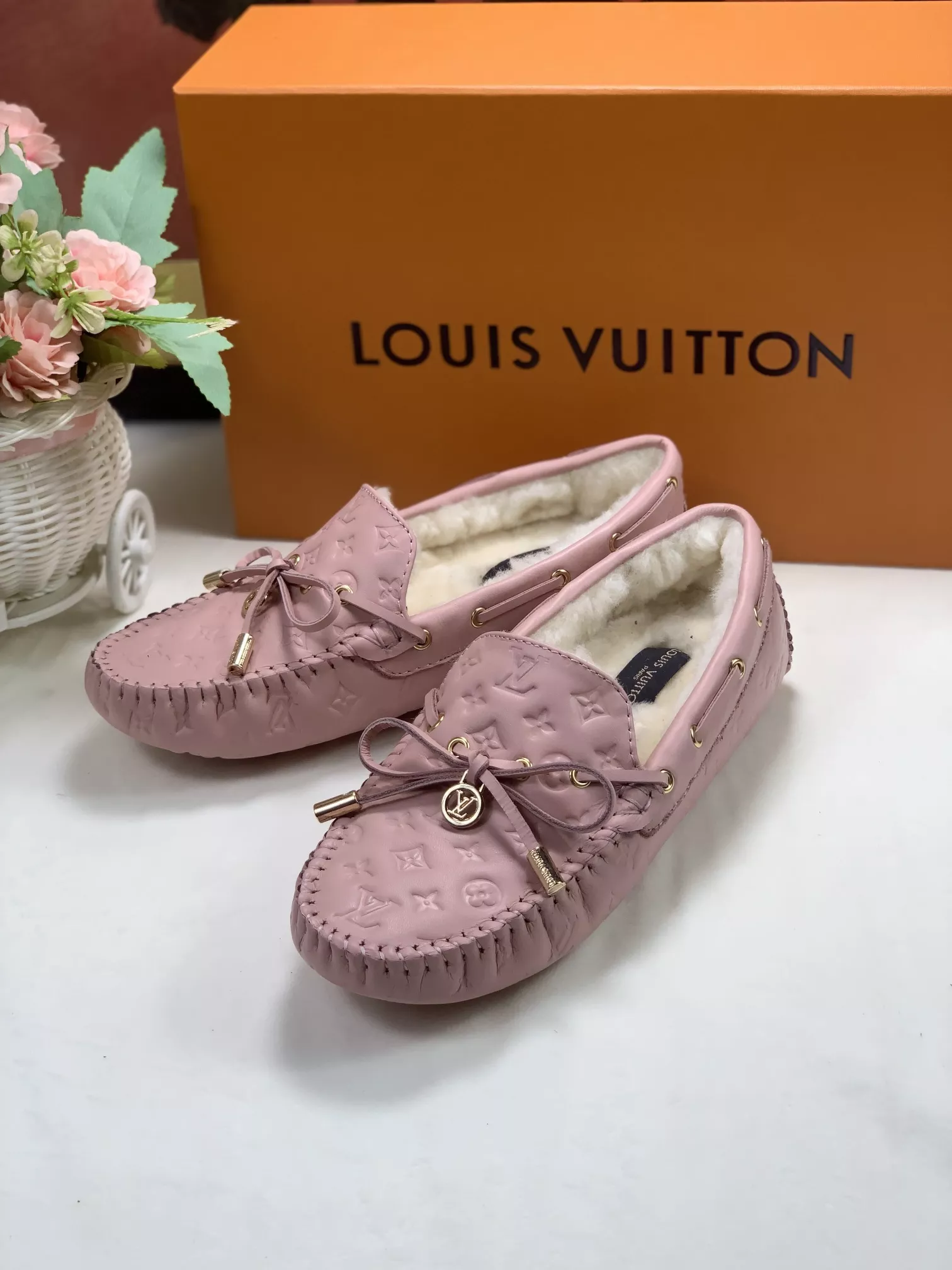 Sleek 6658 Louis Vuitton LV Oxfords Shoes For Women