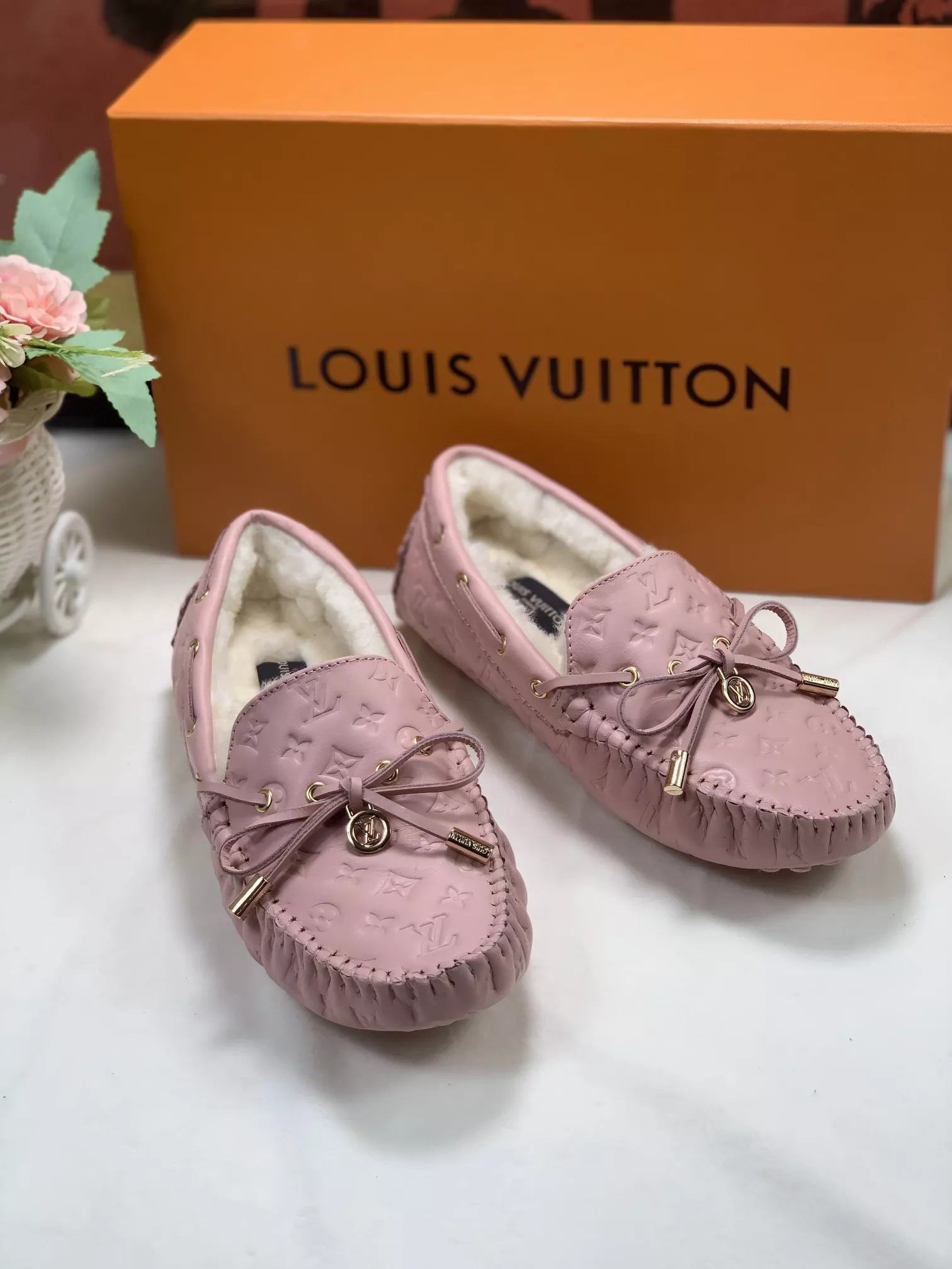 Sleek 6658 Louis Vuitton LV Oxfords Shoes For Women