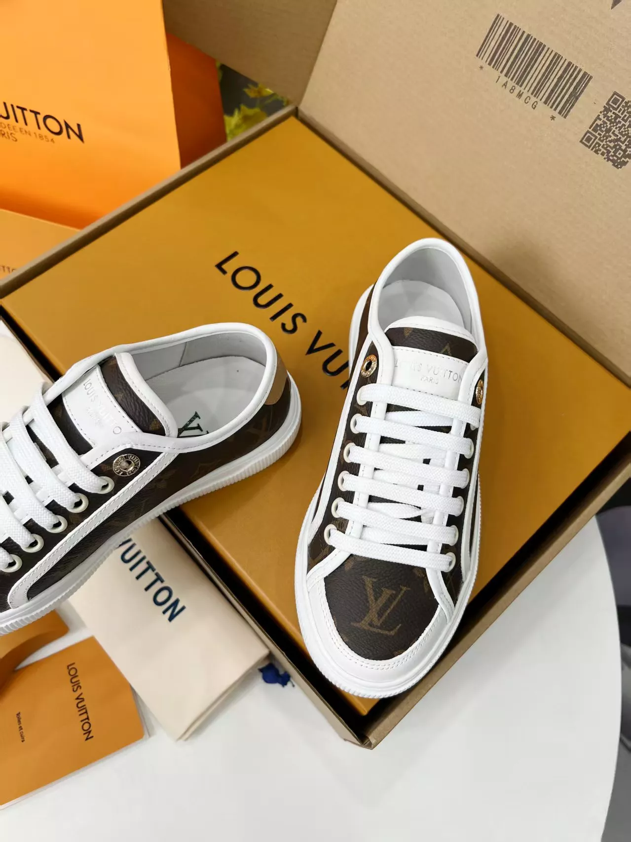 Sleek 6663 Louis Vuitton Casual Shoes For Women