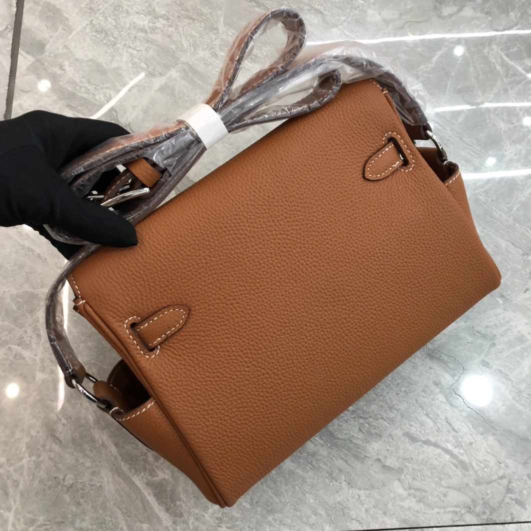 Sleek 6697 Hermes AAA Quality Messenger Bags For Women