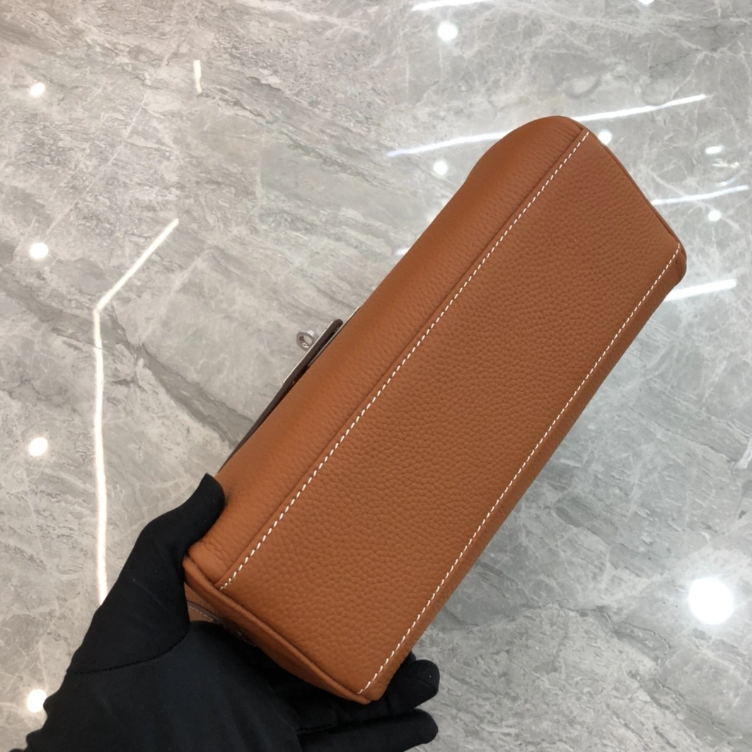 Sleek 6697 Hermes AAA Quality Messenger Bags For Women
