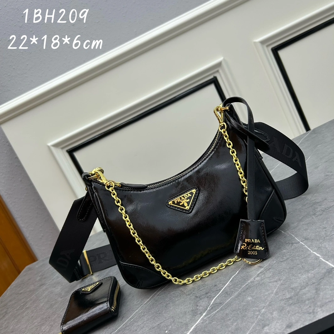 Sleek 6707 Prada AAA Quality Messenger Bags For Women
