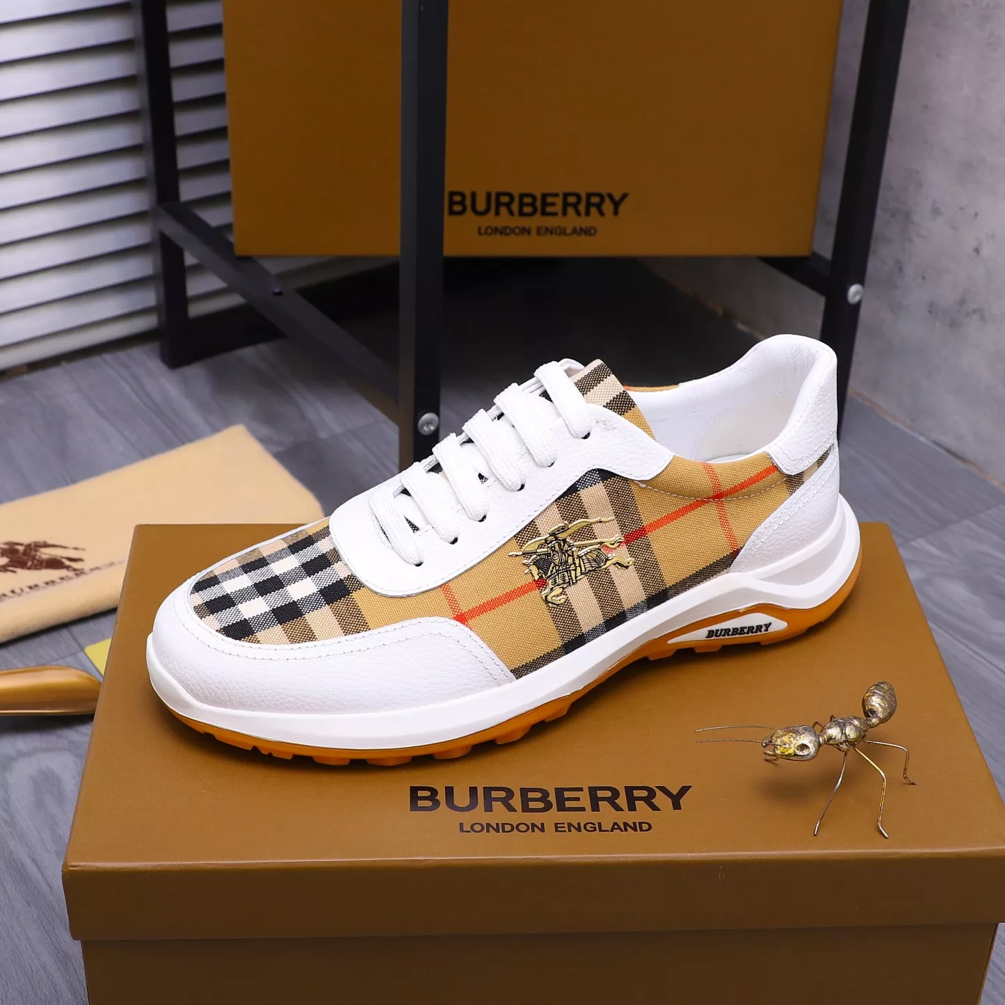 Sleek 6719 Burberry Casual Shoes For Men