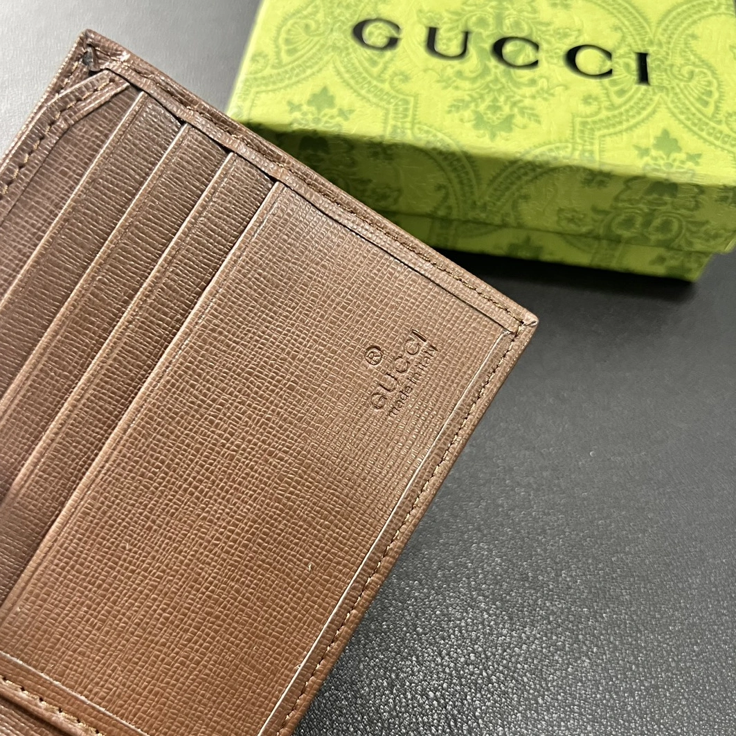 Sleek 6732 Gucci Wallets