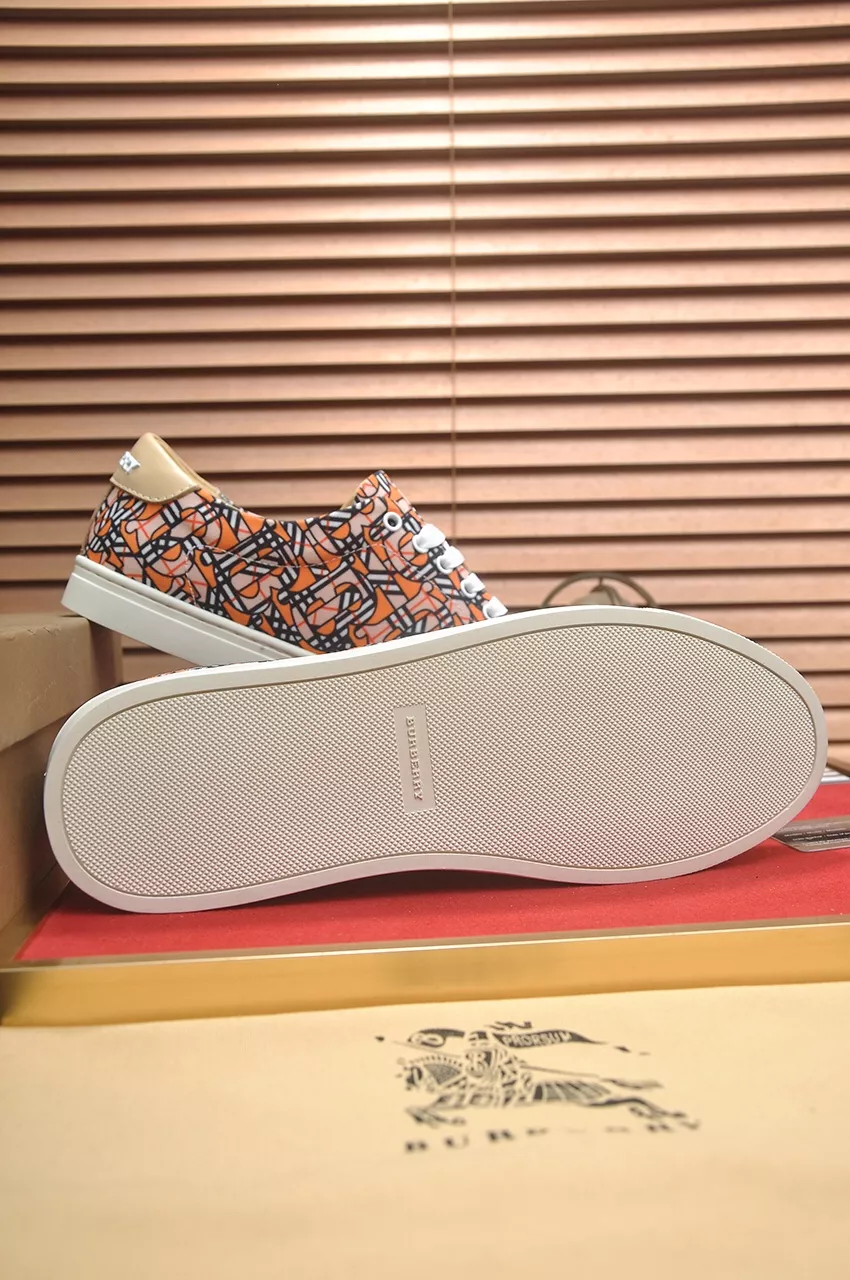 Sleek 685 Burberry Casual Shoes For Men
