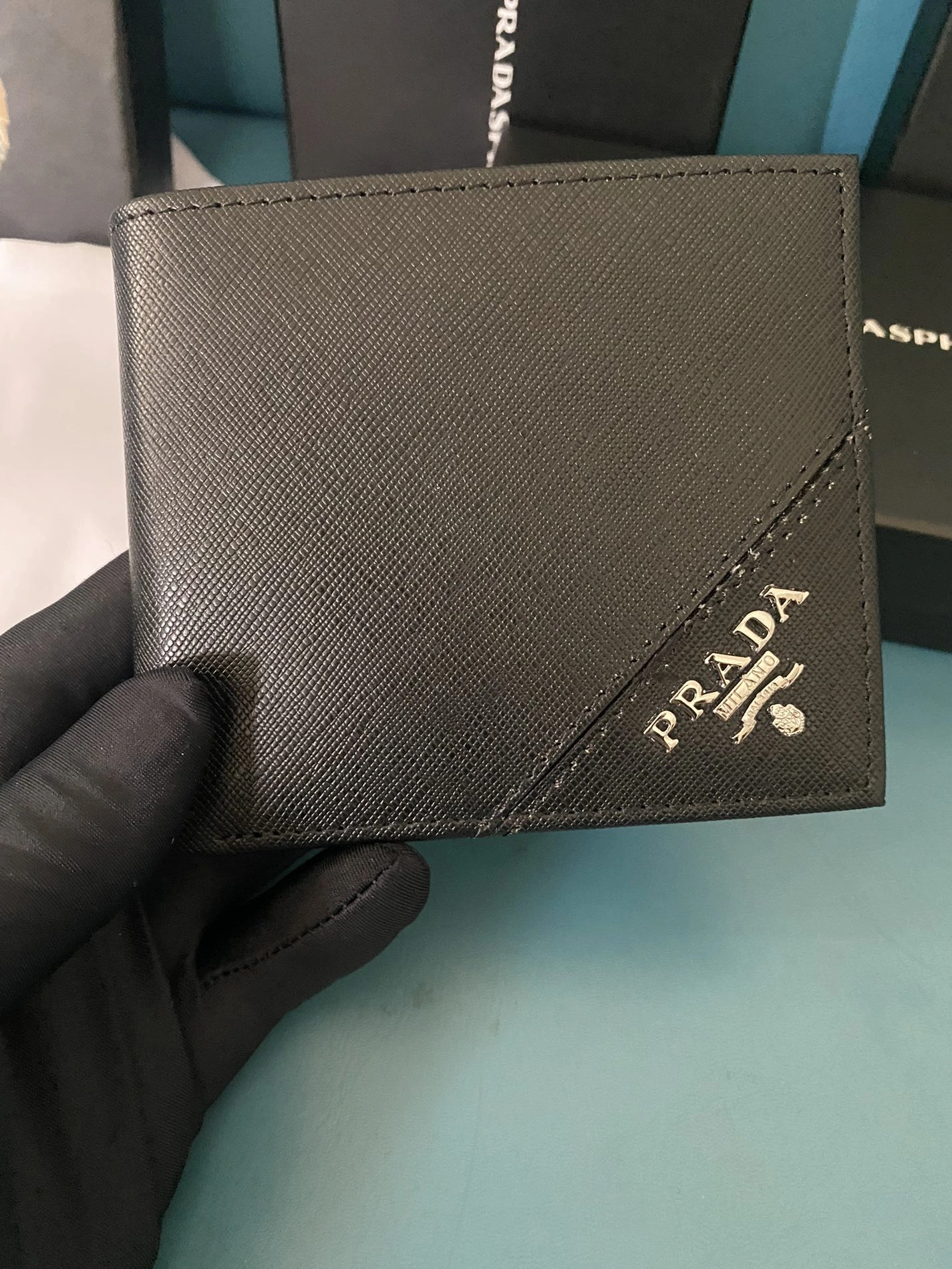 Sleek 6942 Prada Wallets For Men