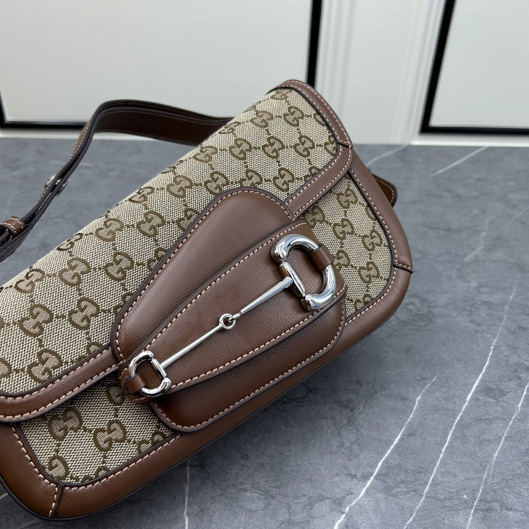 Sleek 7239 Gucci AAA Quality Shoulder Bags For Women