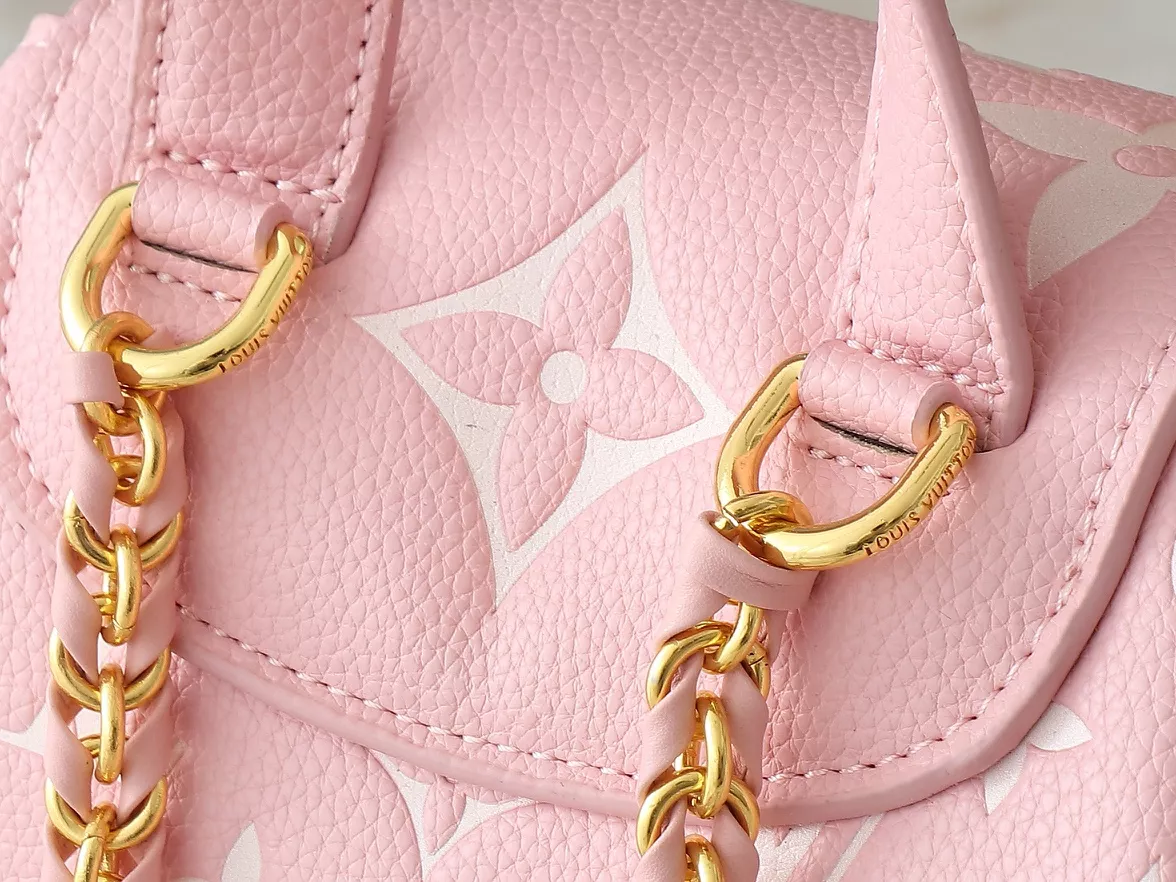 Sleek 7277 Louis Vuitton AAA Quality Backpacks For Women