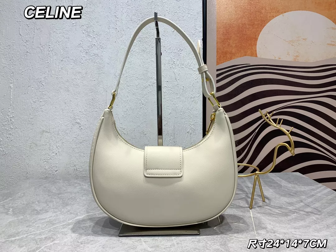 Sleek 7404 Celine AAA Quality Shoulder Bags For Women