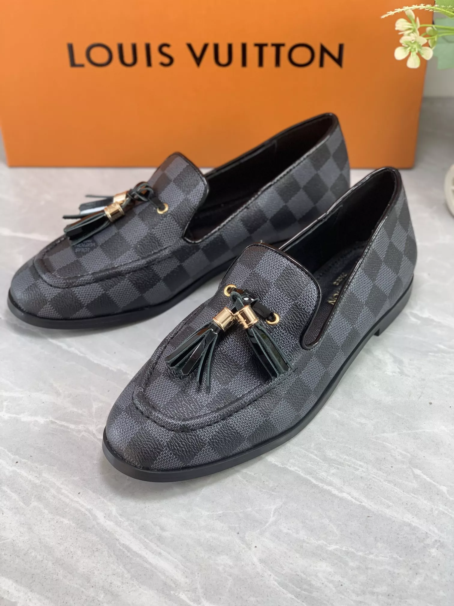 Sleek 7568 Louis Vuitton LV Oxfords Shoes For Women