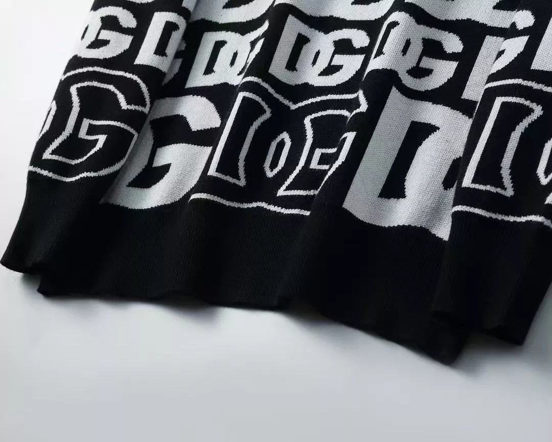 Sleek 7709 Dolce & Gabbana D&G Sweaters Long Sleeved For Men