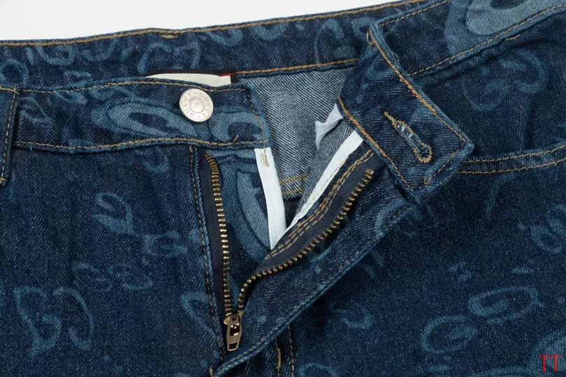 Sleek 772 Gucci Jeans For Unisex