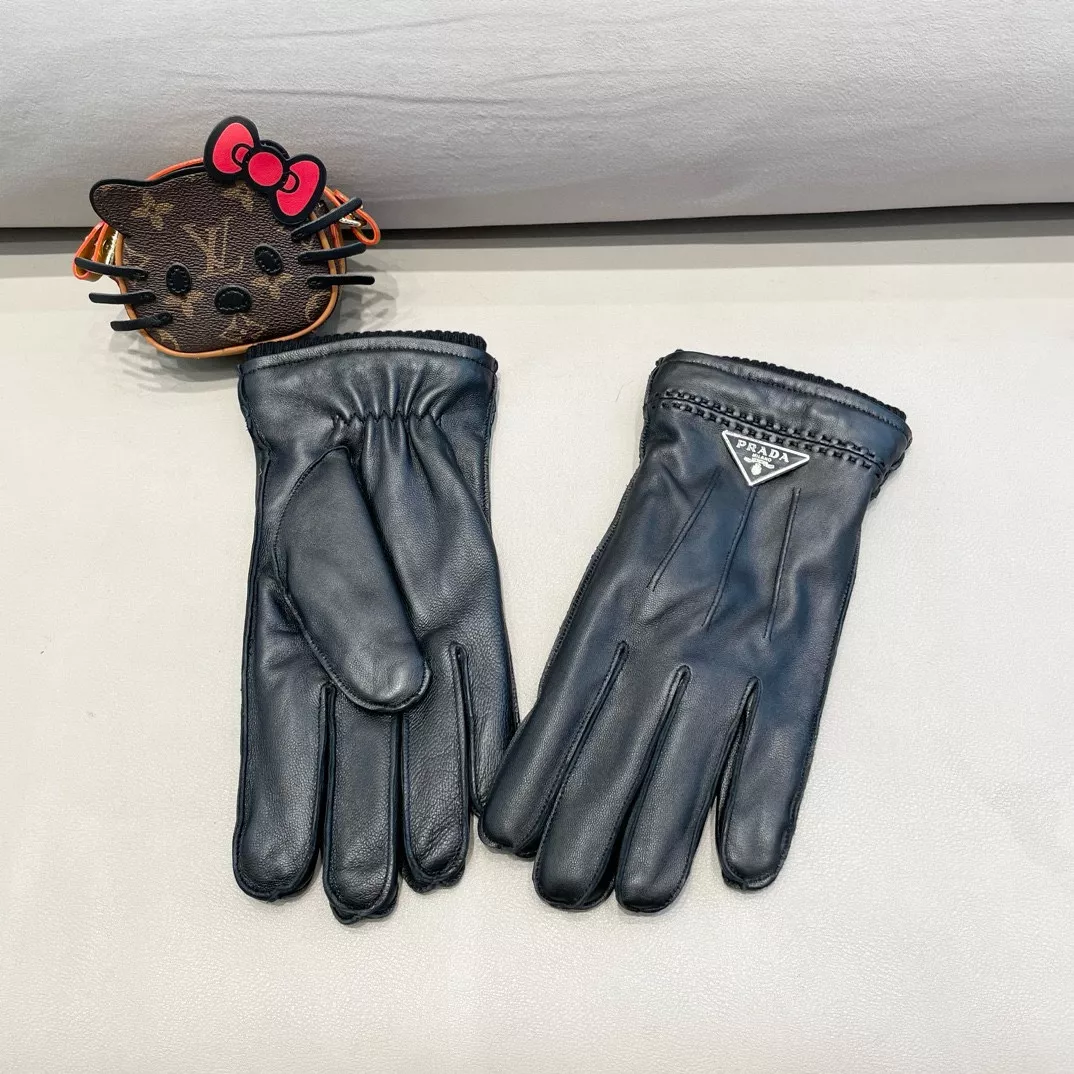 Sleek 7781 Prada Gloves For Men