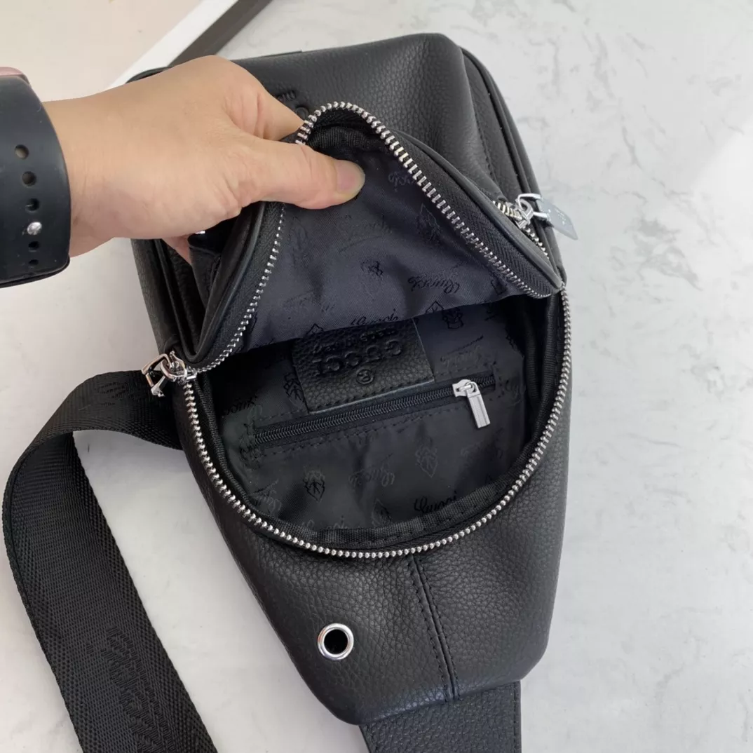Sleek 7804 Gucci AAA Man Messenger Bags