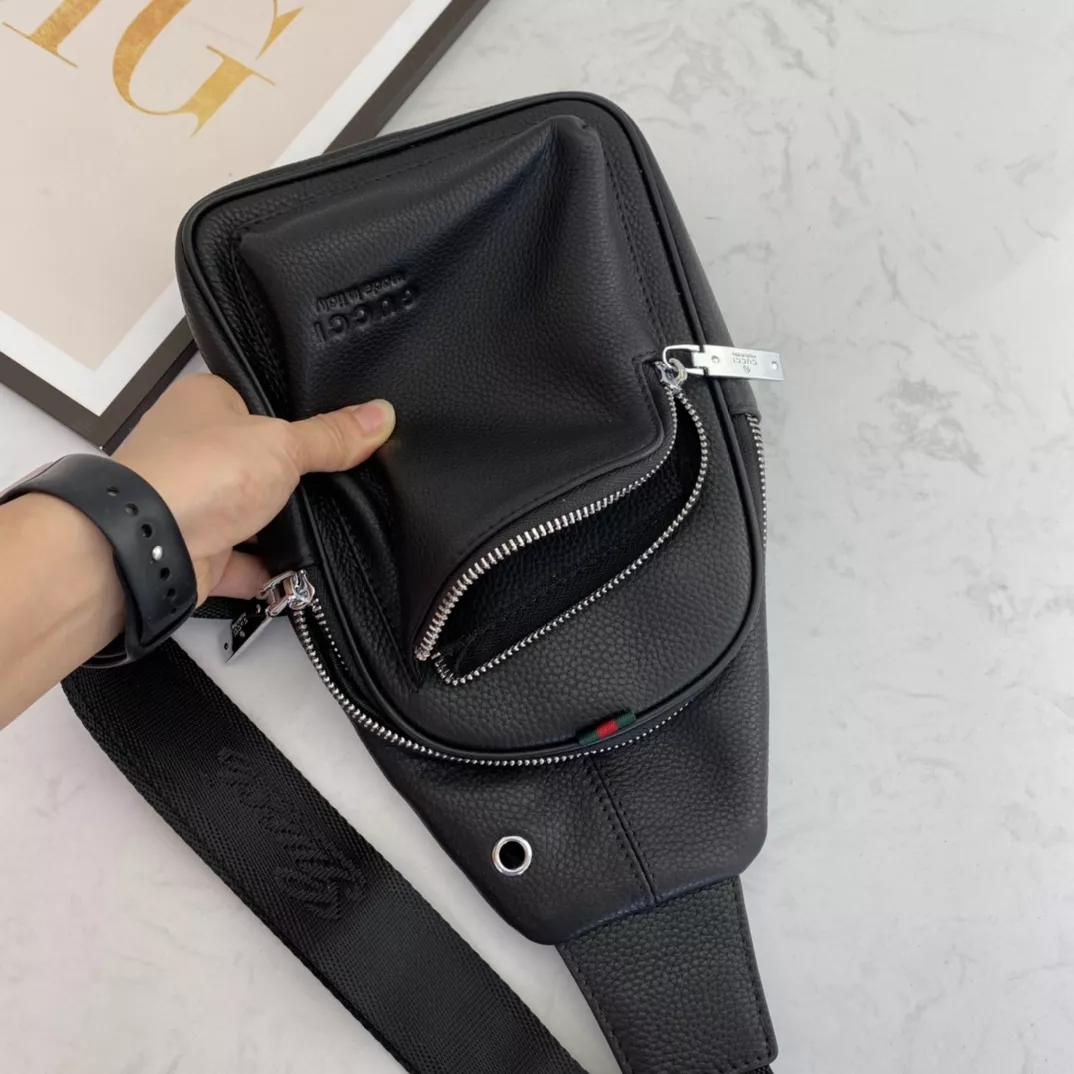 Sleek 7804 Gucci AAA Man Messenger Bags