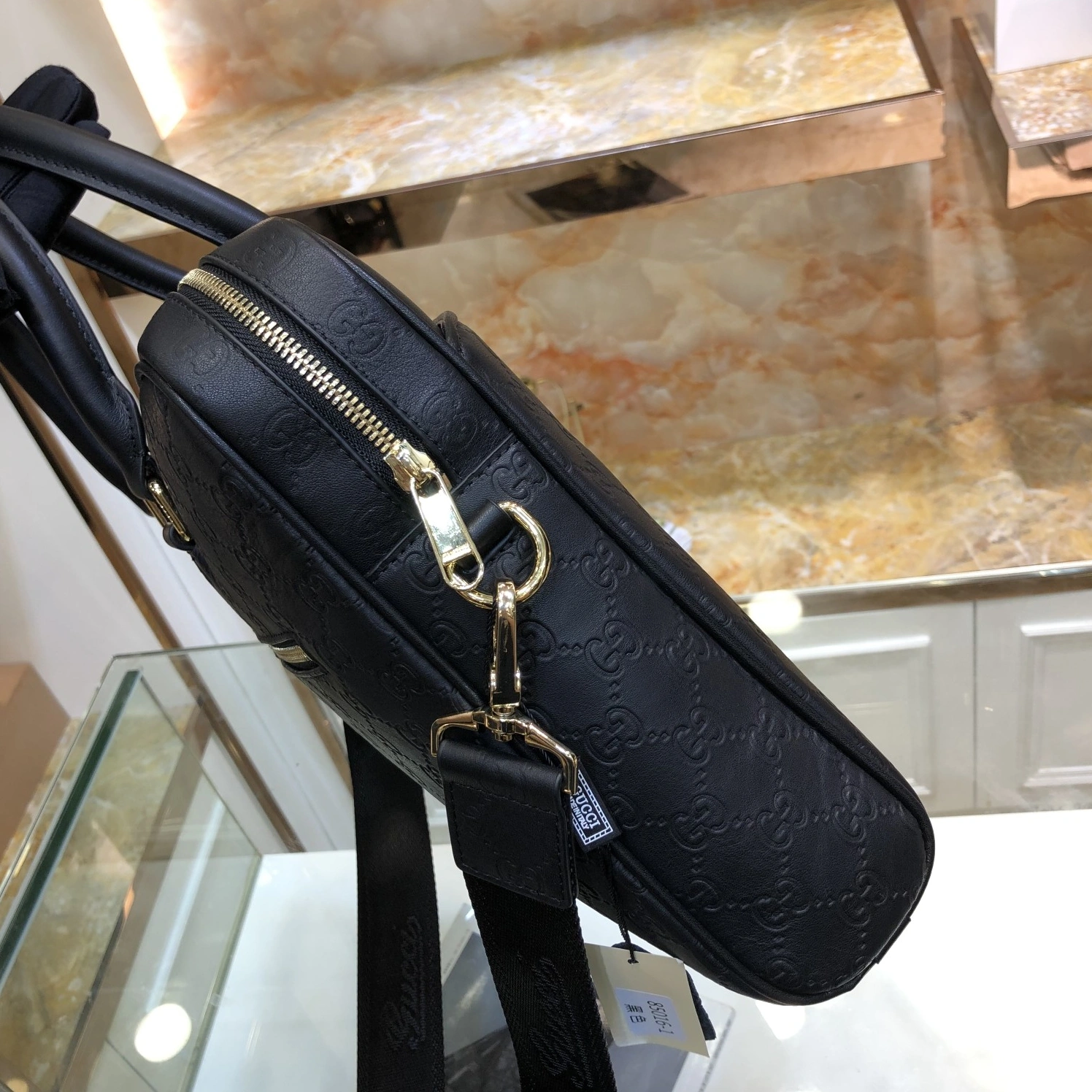 Sleek 7842 Gucci AAA Man Handbags
