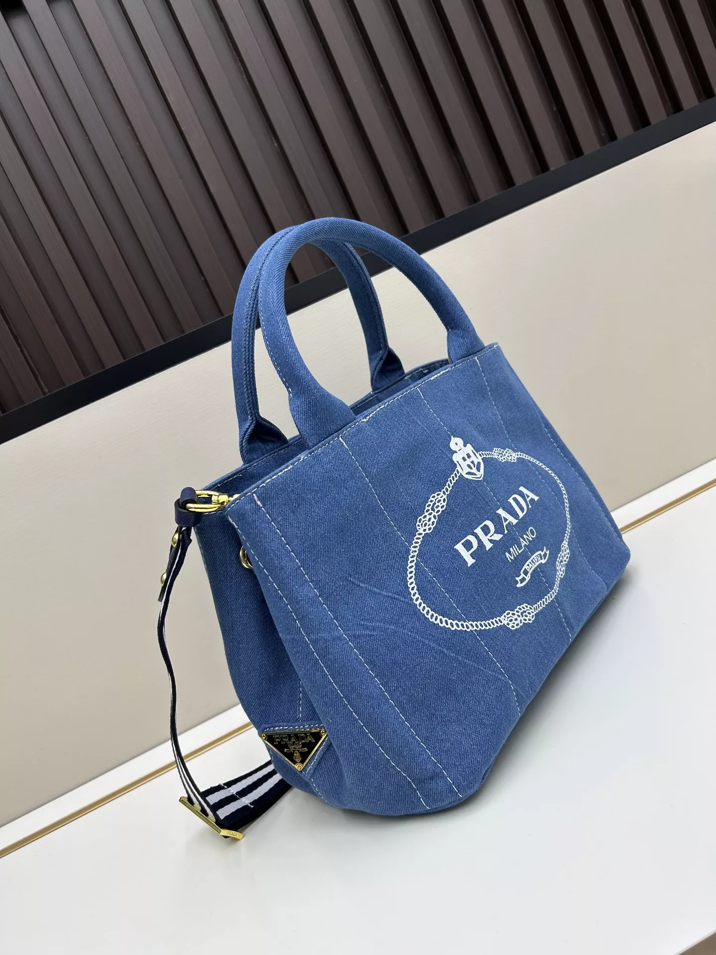 Sleek 7943 Prada AAA Quality Handbags For Women