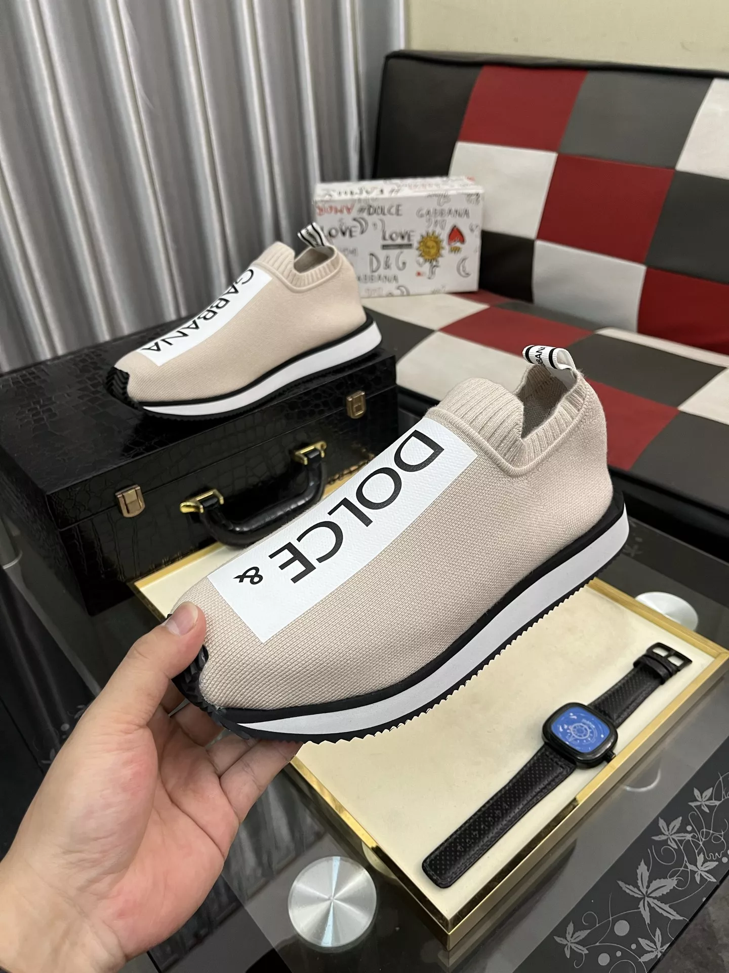 Sleek 7982 Dolce & Gabbana D&G Casual Shoes For Women