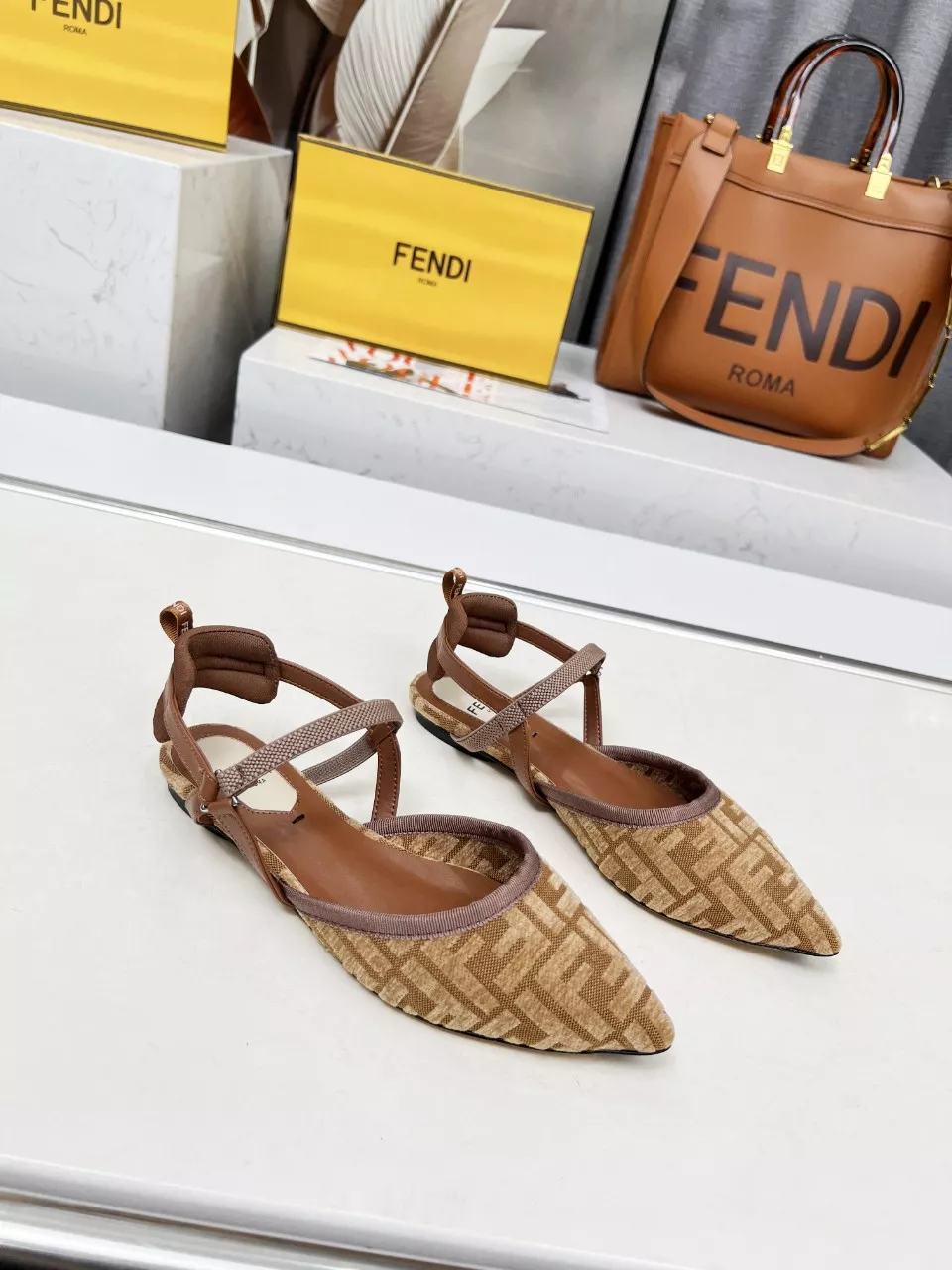 Sleek 8087 Fendi Sandal For Women