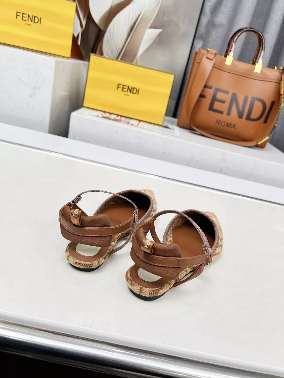 Sleek 8087 Fendi Sandal For Women