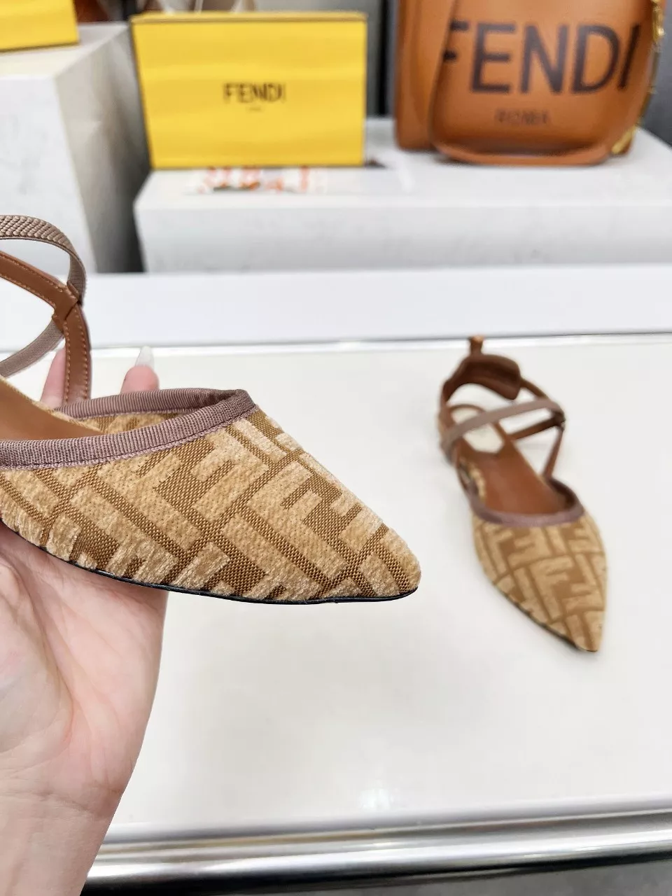 Sleek 8087 Fendi Sandal For Women