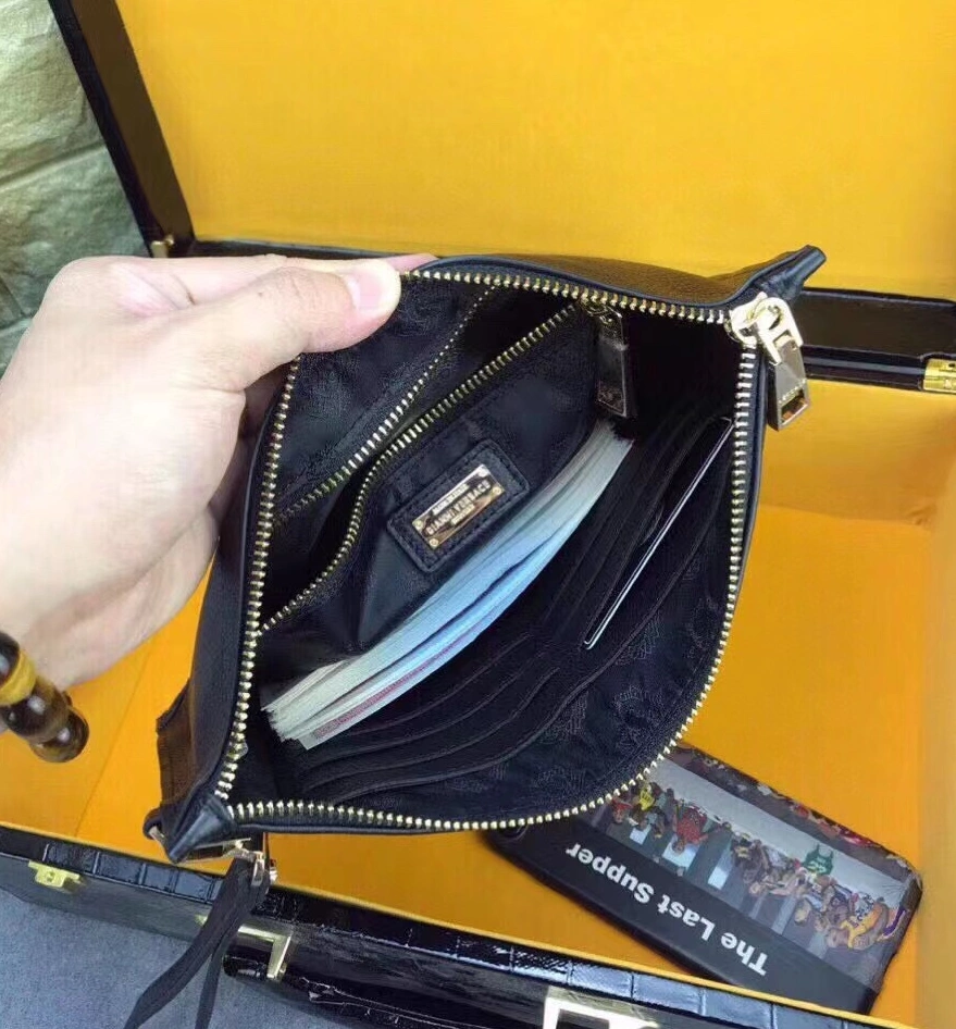 Sleek 8250 Versace AAA Man Wallets
