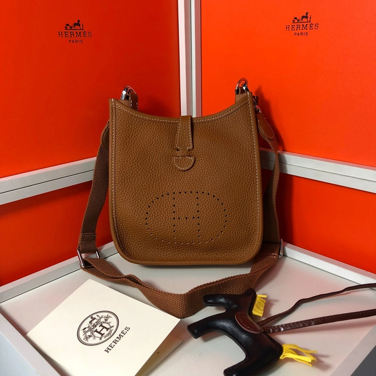 Sleek 8323 Hermes AAA Quality Messenger Bags For Women