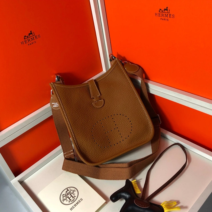 Sleek 8323 Hermes AAA Quality Messenger Bags For Women