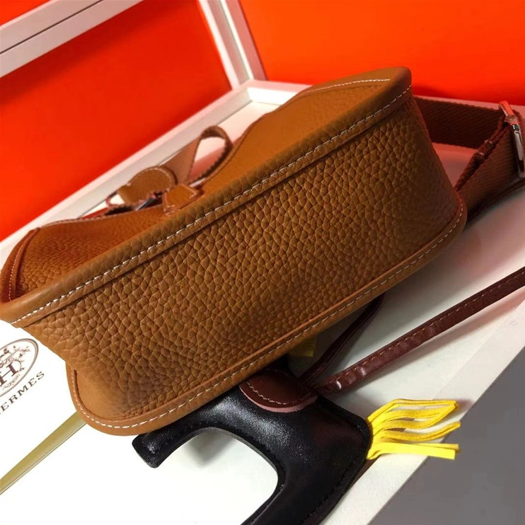 Sleek 8323 Hermes AAA Quality Messenger Bags For Women