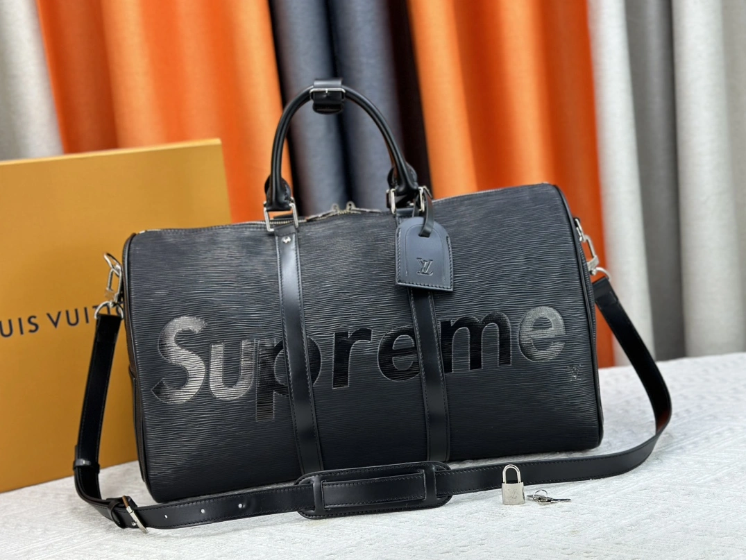 Sleek 8351 Louis Vuitton Travel Bags