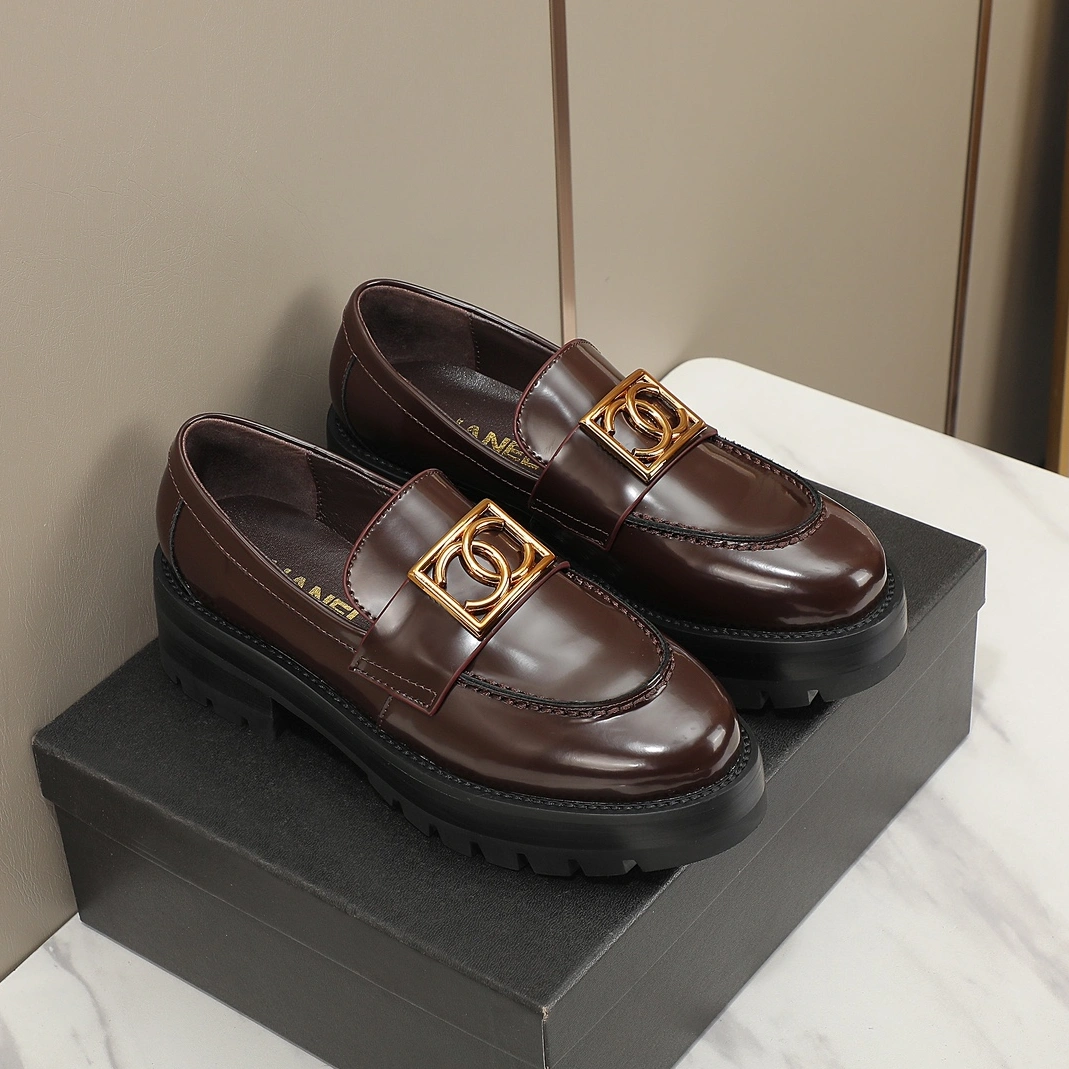 Sleek 8367 Chanel Leather Shoes For Women