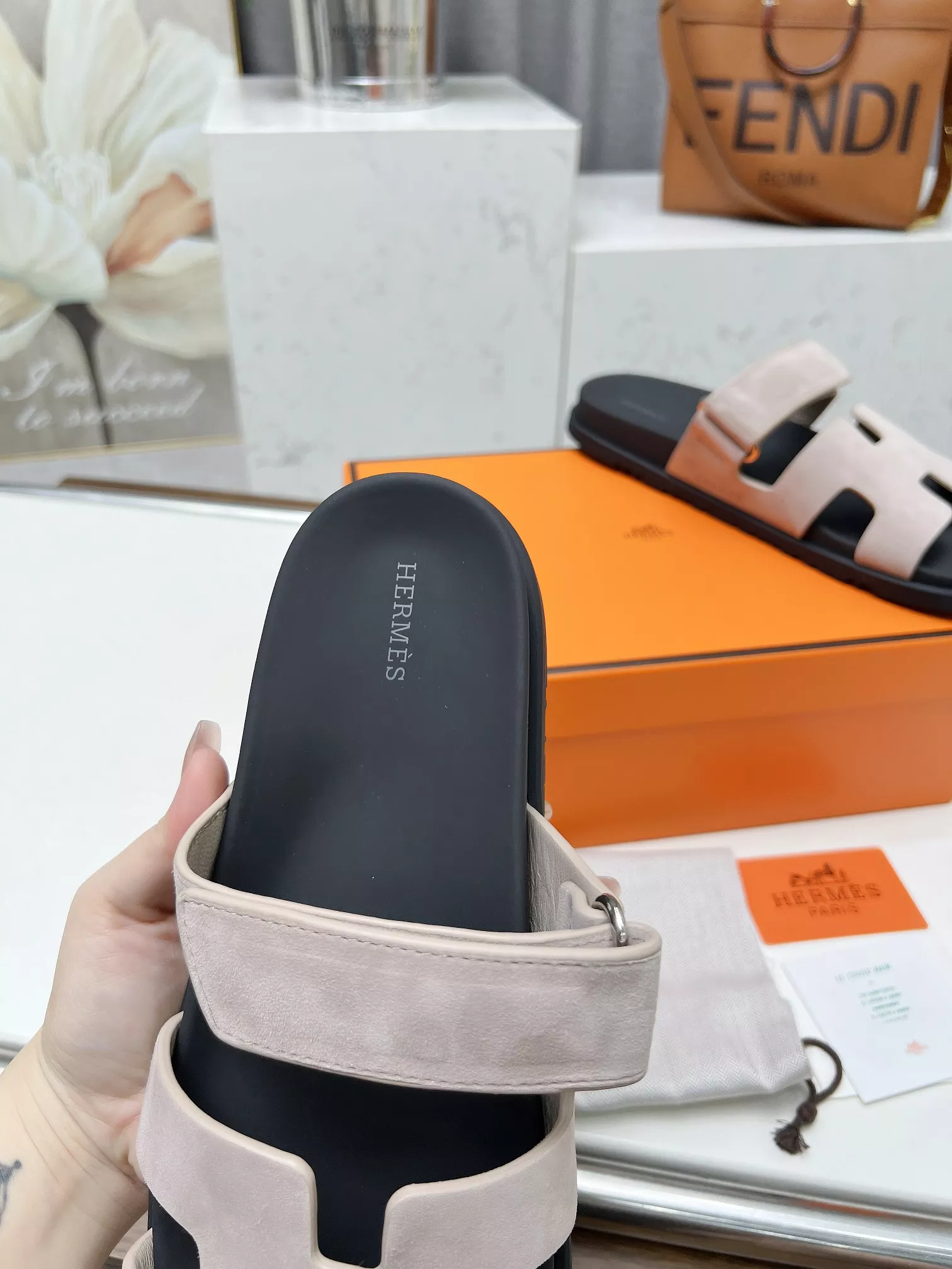 Sleek 8404 Hermes Slippers For Men