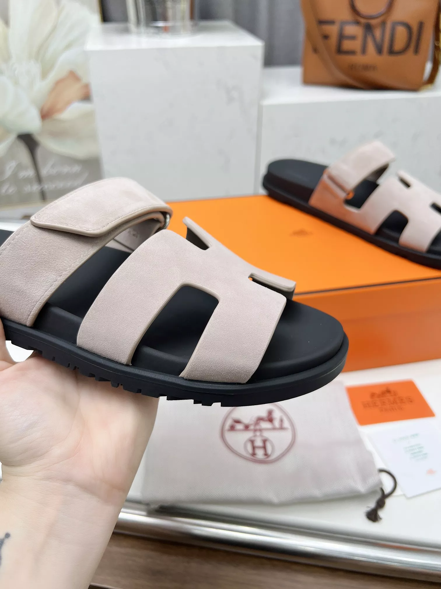 Sleek 8404 Hermes Slippers For Men