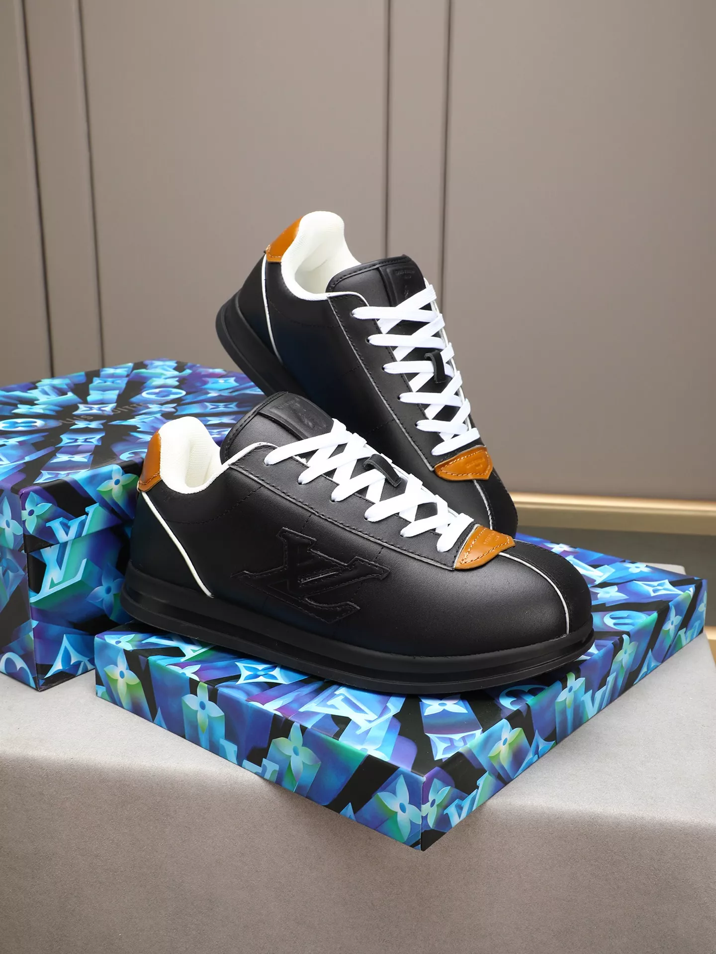 Sleek 8436 Louis Vuitton Casual Shoes For Men